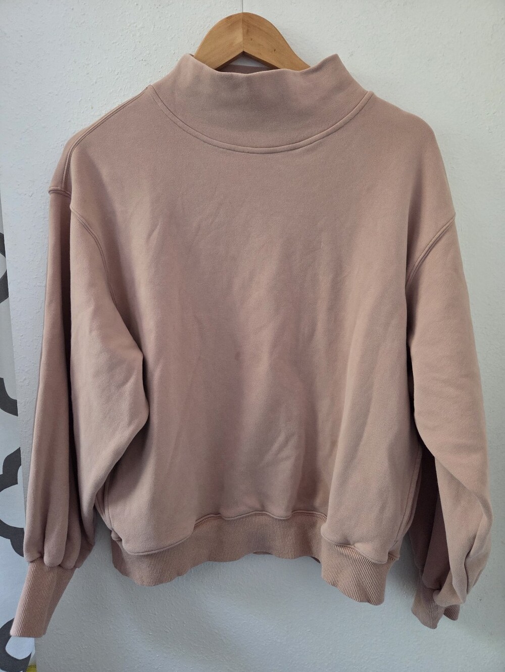 POPFLEX Ooey Gooey Mockneck Sweatshirt small Dusty Pink Cotton